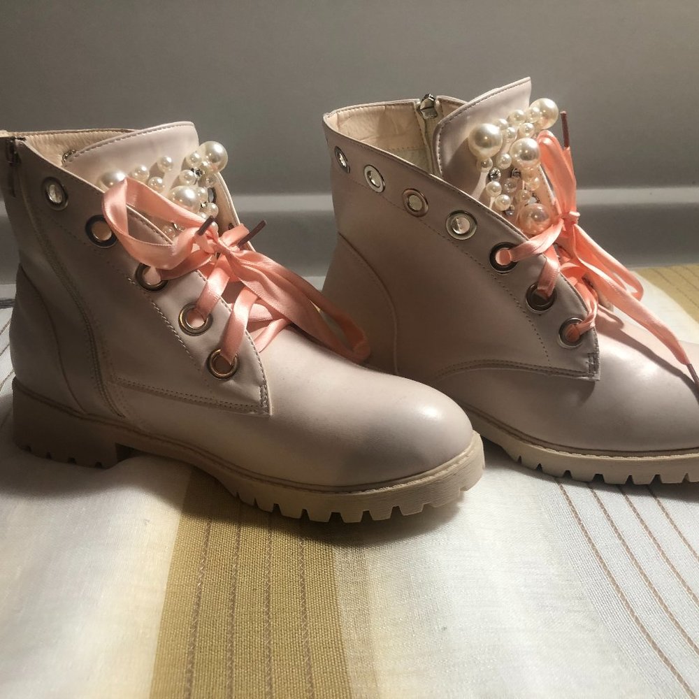 Off White Ankle boots